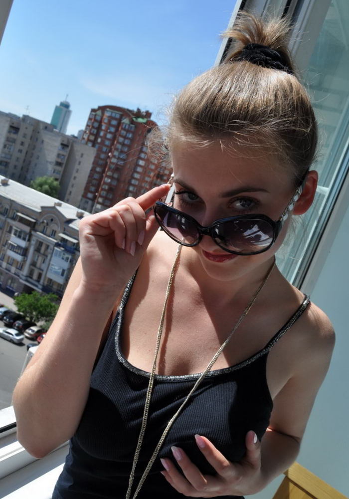 Оля индивидуалка у метро Улица Дыбенко
